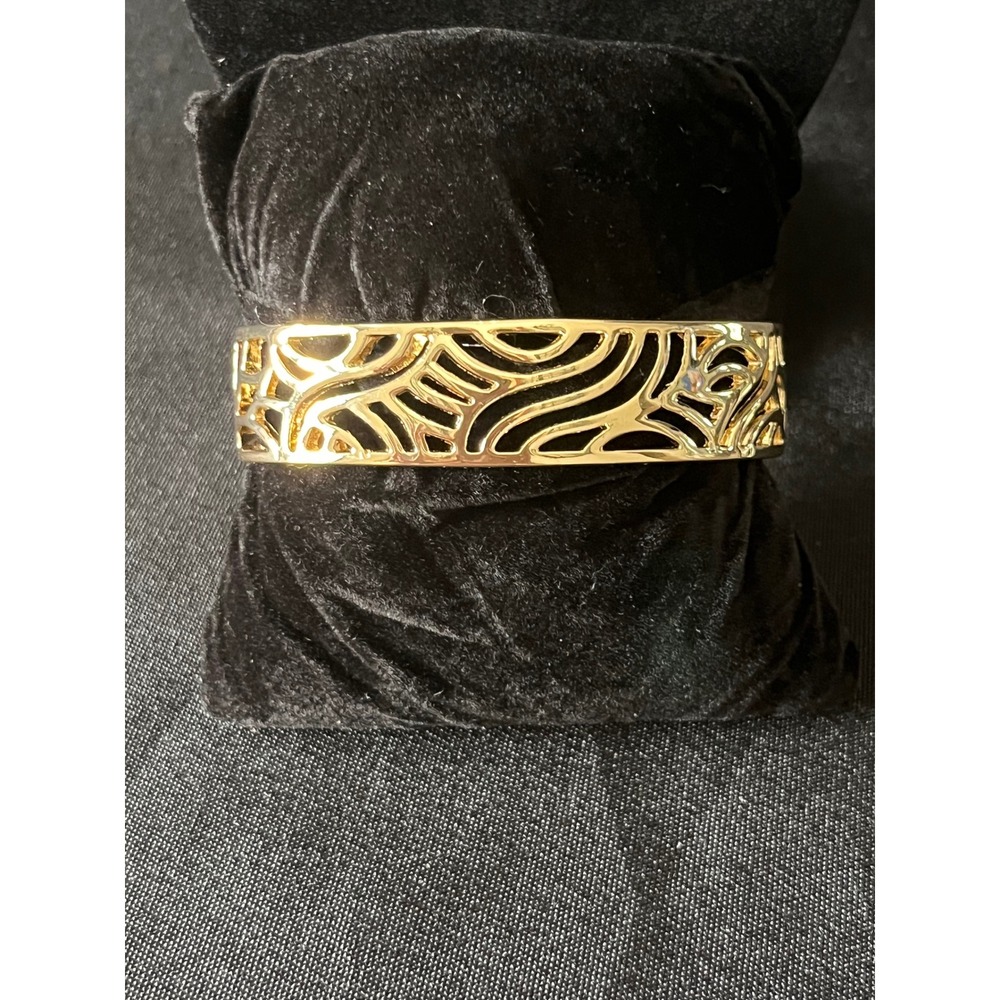 Gold Tone Bangle Bracelet‎ Openwork Design with Clear Rhinestones - Picture 3 of 8